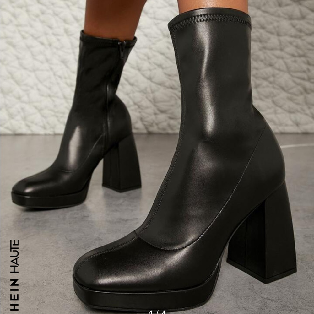Black ankle chunky heel boots